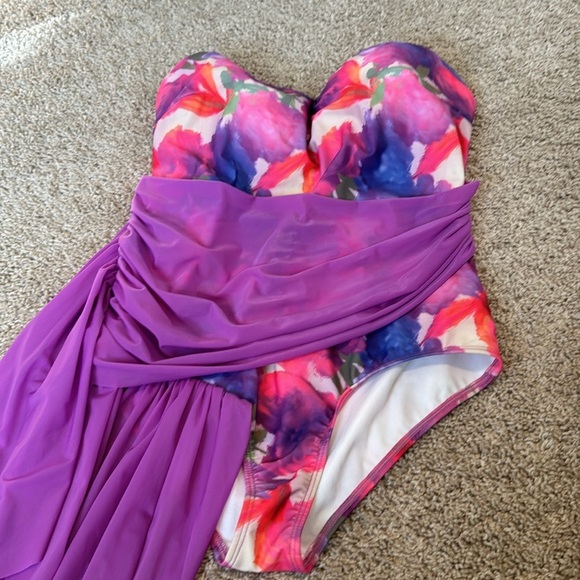 Hi dive by ModCloth one piece swimsuit - Picture 4 of 14